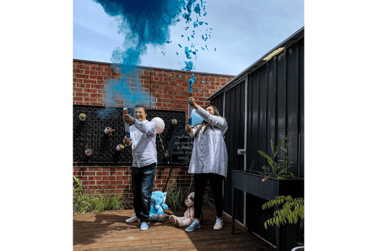 gender reveal smoke cannon and confetti cannon